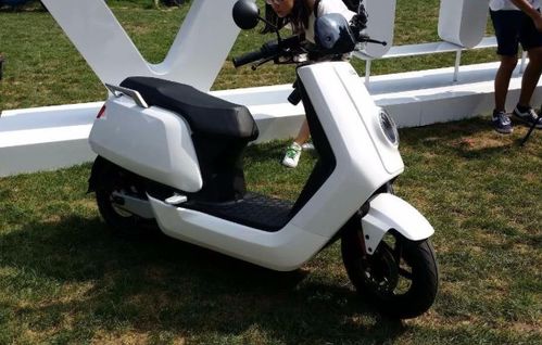 電動(dòng)車充滿電長時(shí)間不拔插頭對電動(dòng)車是否會(huì)有壞處